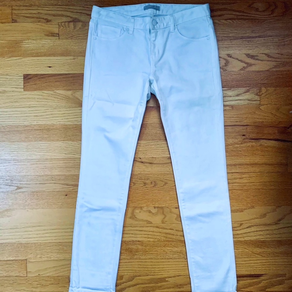Uniqlo white skinny jeans